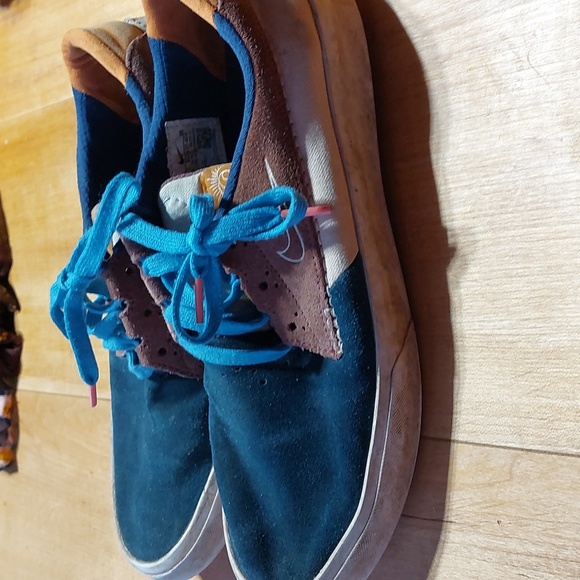 Nike Canvas shoes Sz 9 - Picture 2 of 8